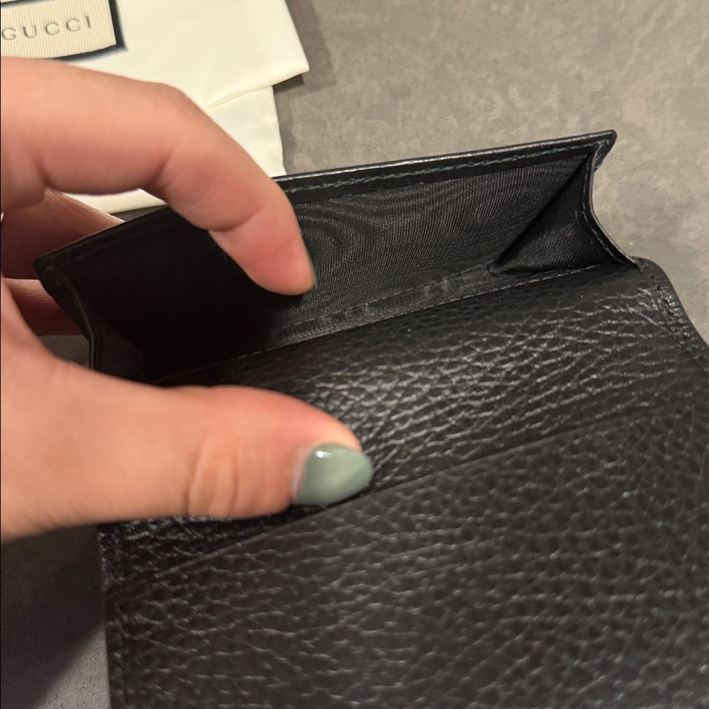 Gucci Marmont Black Card Holder - Picture 8 of 11
